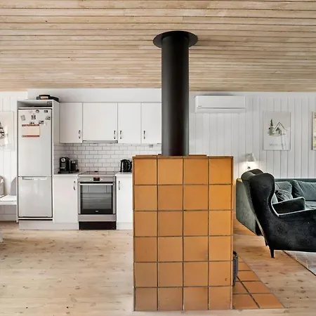 M107-vaeggerlose-botolundvej-171 * Bøtø By