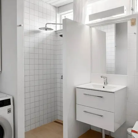 M107-vaeggerlose-botolundvej-171 Holiday home *